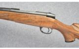 Weatherby Mark V Safari in 300 Wby Mag - 4 of 8