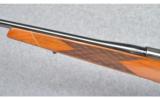 Weatherby Mark V Deluxe in 257 Wby Mag - 6 of 7