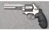 Smith & Wesson 686-4
.357 Magnum - 2 of 2