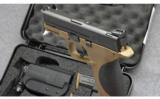 Smith & Wesson ~ M&P 9 Package ~ 9mm Luger - 4 of 5
