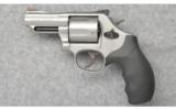 Smith & Wesson ~ Model 69 Combat Magnum ~ 44 Magnum - 2 of 5