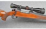 Weatherby ~ Mark V Deluxe ~ 300 Wby Mag - 3 of 9