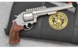 Smith & Wesson ~ 629-8 Performance Center ~ 44 Mag - 1 of 4
