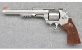 Smith & Wesson ~ 629-8 Performance Center ~ 44 Mag - 2 of 4