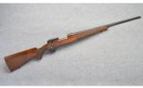 Winchester ~ 70 Classic Featherweight ~ 22-250 Rem - 1 of 9
