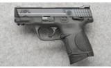 Smith & Wesson ~ M&P40c ~ 40 S&W - 2 of 5