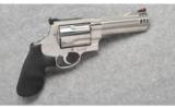 Smith & Wesson ~ Model 460V ~ 460 S&W Mag - 1 of 4