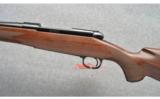 Winchester ~ Model 70 Classic Sporter ~ 300 Wby Mag - 7 of 9