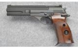 Beretta ~ Model 76 ~ 22 Long Rifle - 2 of 6