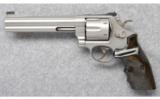 Smith & Wesson ~ 629-4 Euro-Sport ~ 44 Magnum - 2 of 5