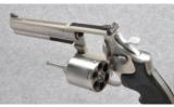 Smith & Wesson ~ Model 629-2 ~ 44 Magnum - 4 of 5