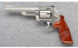 Smith & Wesson ~ Model 629-1 ~ 44 Magnum - 2 of 5