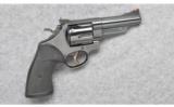Smith & Wesson ~ Model 29-2 ~ 44 Magnum - 1 of 5