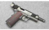Les Baer Custom ~ Premier II ~ 45 ACP - 3 of 4