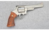 Smith & Wesson ~ Model 629 Pinned & Recessed ~ .44 Mag - 1 of 4