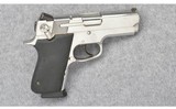Smith & Wesson ~ 4516-2 ~ 45 ACP - 1 of 3