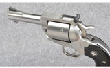 Ruger ~ New Model Super Blackhawk Bisley ~ 44 Magnum - 3 of 4