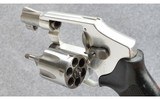 Smith & Wesson ~ Model 632 Airweight ~ 32 Magnum - 5 of 7