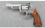 Smith & Wesson ~ Model 66-2 ~ 357 Magnum - 2 of 5
