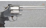 Smith & Wesson ~ Model 629-4 ~ 44 Magnum - 3 of 4