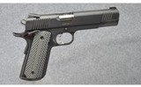 Kimber ~ Custom II ~ 45 ACP - 1 of 5