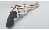 Smith & Wesson ~ Model 29-2 ~ 44 Magnum - 1 of 4