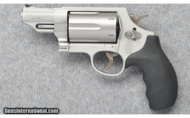 Smith & Wesson ~ Governor ~ 410 Gauge /45 Colt /45 ACP