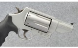 Smith & Wesson ~ Governor ~ 410 Gauge /45 Colt /45 ACP - 4 of 4