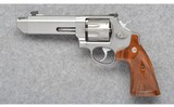 Smith & Wesson ~ Model 627-3 PC Jerry Miculek ~ 357 Magnum - 2 of 5