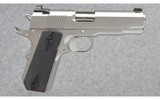 Dan Wesson ~ Valor V-Bob ~ 10 mm Auto - 2 of 5