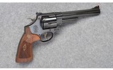 Smith & Wesson ~ Model 29-10 ~ 44 Magnum - 1 of 5