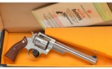 Ruger ~ Redhawk ~ 44 Magnum - 2 of 5