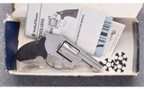 Smith & Wesson ~ Model 940 Centennial ~ 9 mm Parabellum - 4 of 4