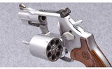 Smith & Wesson ~ Model 686-6 ~ 357 Magnum - 4 of 4