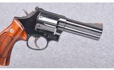 Smith & Wesson ~ Model 586 ~ 357 Magnum - 3 of 5