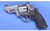 Smitn & Wesson ~ Model 629-6 ~ 44 Magnum - 2 of 4