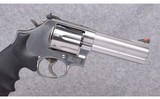 Smith & Wesson ~ Model 686-6 ~ 357 Magnum - 3 of 5