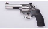 Smith & Wesson ~ Model 686-6 ~ 357 Magnum - 2 of 6