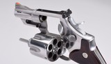 Smith & Wesson ~ Model 657 Custom ~ 41 Magnum - 4 of 6