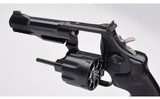 Smith & Wesson ~ Model 327 M&P R8 ~ 357 Magnum - 4 of 5