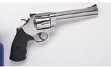 Smith & Wesson ~ Model 629 Classic ~ 44 Magnum - 1 of 5