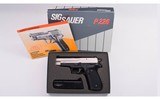 Sig Sauer ~ Model P226 ~ 9mm Luger - 5 of 6
