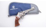 Smith & Wesson ~ Model 29-2 ~ .44 Magnum - 6 of 7