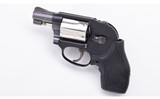 Smith & Wesson ~ Model 38 Airweight ~ .38 Special - 2 of 4