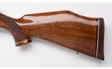 Weatherby ~ Mark V ~ .300 Weatherby Magnum - 2 of 11