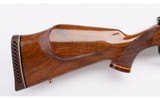 Weatherby ~ Mark V ~ .300 Weatherby Magnum - 6 of 11