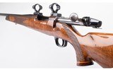 Weatherby ~ Mark V ~ .300 Weatherby Magnum - 10 of 11