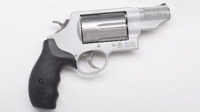 Smith & Wesson ~ Governor ~ .45 Long Colt / .410 Bore