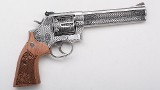 Smith & Wesson ~ Model 686-6 ~ .357 Magnum - 1 of 2