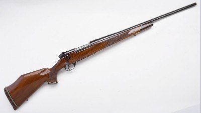 Weatherby ~ Mark V ~ .240 Weatherby Magnum
